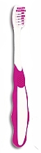 Kup Szczoteczka do zębów dla dzieci, miękka, od 3 lat, w blistrze, biała z różowym - Wellbee Toothbrush For Kids