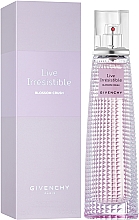 Givenchy Live Irresistible Blossom Crush - Woda toaletowa — Zdjęcie N2