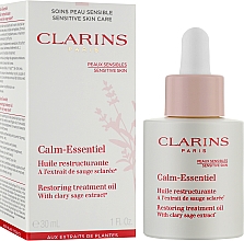 Rewitalizujący olejek do skóry wrażliwej - Clarins Calm-Essentiel Restoring Treatment Face Oil — Zdjęcie N2