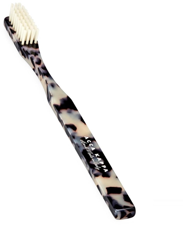 Szczoteczka do zębów - Acca Kappa Medium Nylon Toothbrush Black & White — Zdjęcie N1