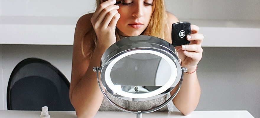 Podświetlane lusterko kosmetyczne, BS 55 – Beurer Cosmetic Mirror — Zdjęcie N15