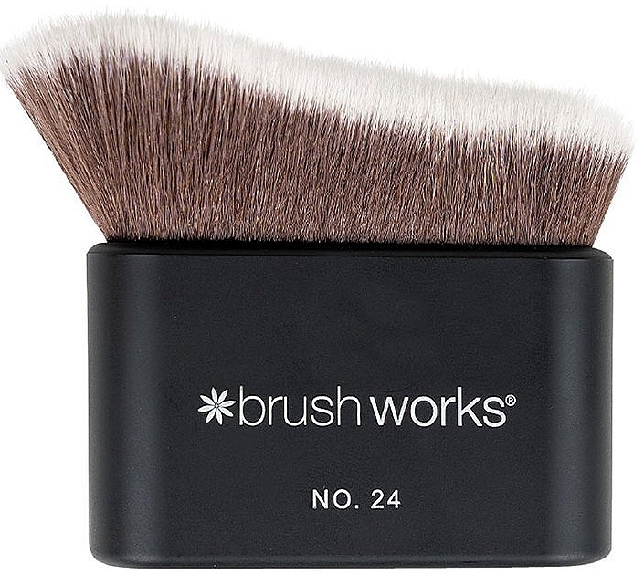 Pędzel do blendowania, №24 - Brushworks Blending Face & Body Brush — Zdjęcie N1