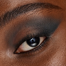 Paleta cieni do powiek - Catrice The Dusty Matte Eyeshadow Palette — Zdjęcie N6