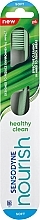 Szczoteczka do zębów, miękka, miętowa - Sensodyne Nourish Healthy Clean Soft Toothbrush — Zdjęcie N1