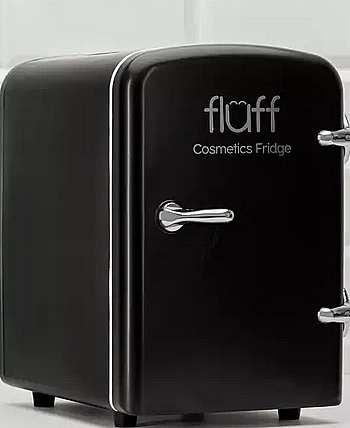 Mini lodówka kosmetyczna czarna - Fluff Cosmetic Fridge — Zdjęcie N1