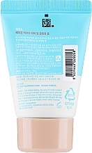 Głęboko oczyszczająca pianka do mycia twarzy - Etude Baking Powder BB Deep Cleansing Foam — Zdjęcie N2