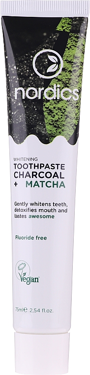 Wybielająca pasta do zębów z węglem drzewnym i matchą - Nordics Whitening Charcoal Matcha Tooshpaste — Zdjęcie N1