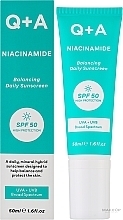 Równoważący krem ​​przeciwsłoneczny do twarzy - Q+A Niacinamide Balancing Daily Sunscreen SPF 50  — Zdjęcie N2