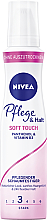 Odżywczy mus do pielęgnacji i utrwalania włosów - NIVEA Pflege & Halt Soft Touch — Zdjęcie N1
