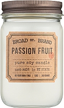 Kup Kobo Broad St. Brand Passion Fruit - Świeca zapachowa