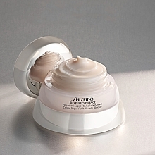 Intensywnie rewitalizujący krem do twarzy - Shiseido Bio-Performance Advanced Super Revitalizing Cream — Zdjęcie N3