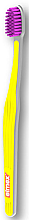 Ultramiękka szczoteczka do zębów, żółta - Elmex Swiss Made Ultra Soft Toothbrush  — Zdjęcie N1