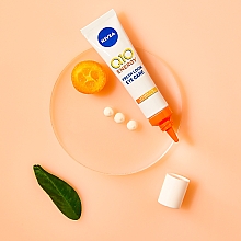Przeciwzmarszczkowy krem pod oczy - NIVEA Q10 Plus Vitamin C Eye Cream — Zdjęcie N3