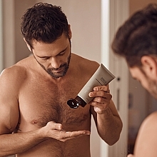Delikatny niepieniący się krem do golenia - Ahava Men Time To Energize Foam Free Shaving Cream — Zdjęcie N5