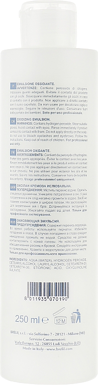 Emulsja utleniająca - Brelil Soft Perfumed Cream Developer 10 vol. (3%) — Zdjęcie N2