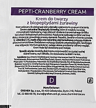 Krem do twarzy z biopeptydami żurawinowymi - Charmine Rose Pepti-Cranberry Cream (próbka) — Zdjęcie N2