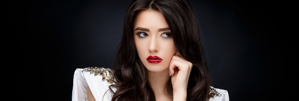 Make-up skrojony na miarę – jak malują się Polki w zależności od wieku?