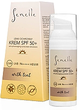 Kup Lekki ochronny krem przeciwsłoneczny - Senelle Light Protective Face Cream With Tint SPF 50 + 