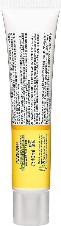 Fluid do twarzy - Garnier Skin Naturals Vitamin C Daily UV Brightenning Fluid SPF50+ — Zdjęcie N2