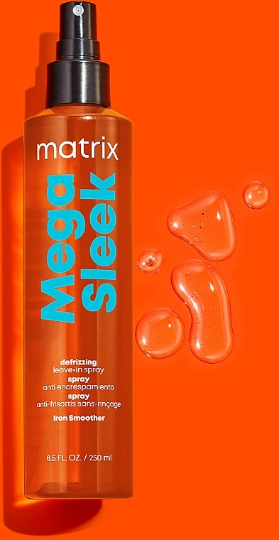 Wygładzający spray termoochronny do włosów - Matrix Total Results Mega Sleek Iron Smoother — Zdjęcie N2