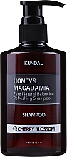 Naturalny balansujący szampon odświeżający do włosów Kwiat wiśni - Kundal Honey & Macadamia Cherry Blossom Shampoo — Zdjęcie N3