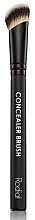Pędzel do nakładania podkładu w płynie lub kremie - Rodial Concealer Brush — Zdjęcie N1