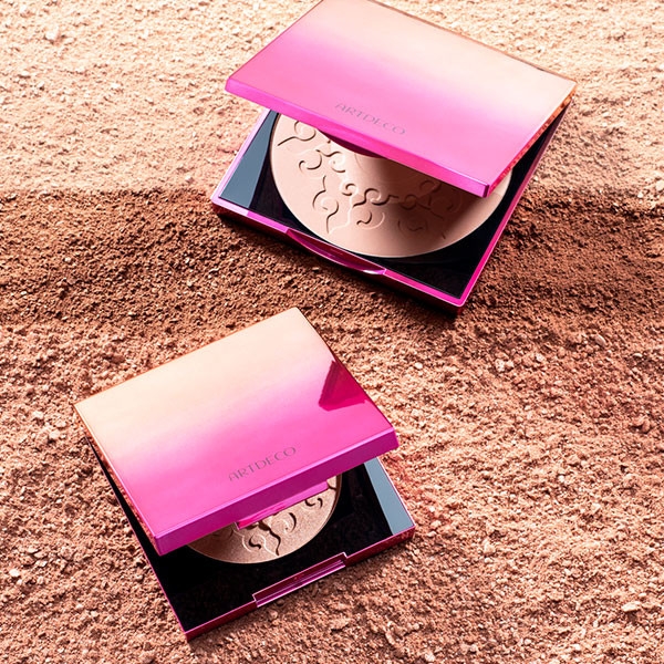 Rozświetlająco-brązujący puder do twarzy - Artdeco Glow Bronzer Sunset Limited Edition 2019 — Zdjęcie N4