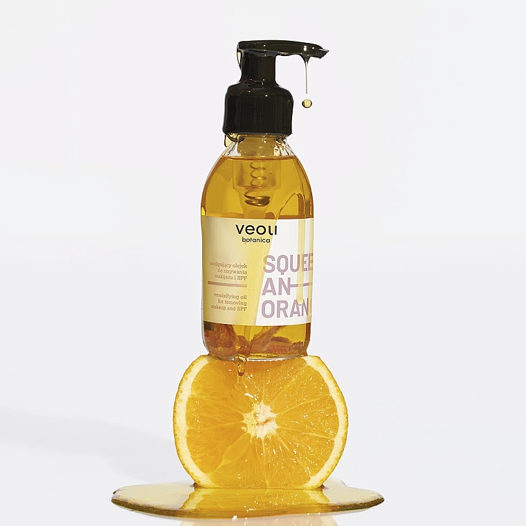 Emulgujący olejek do zmywania makijażu i SPF - Veoli Botanica Squeeze An Orange 2-In-1 Makeup Cleansing Oil With Sweet Orange — Zdjęcie N2