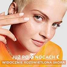 PRZECENA! Serum do twarzy na noc z witaminą C - Garnier Skin Naturals Vitamin C Serum * — Zdjęcie N8